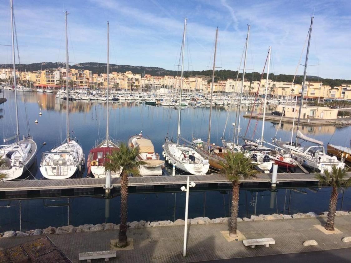 Gruissan Appartement Calme, Vue Sur Port De Plaisance -Clim, Empl.Parking Exterior photo